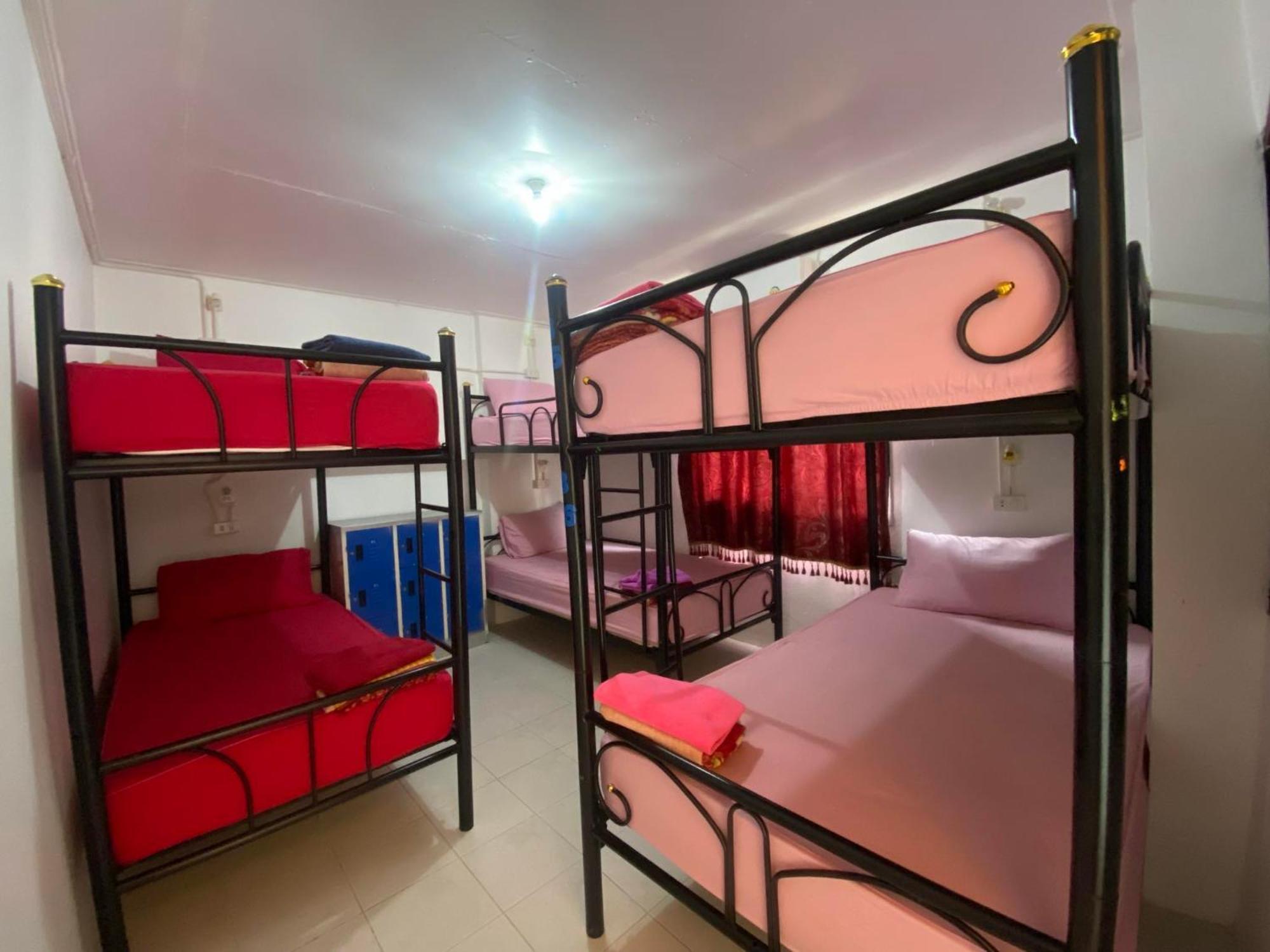 Seventeen Hostel Ko Pha Ngan Exterior photo